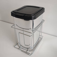 Carregar imagem no visualizador da galeria, Lixeira Para Cozinha Suprema Corrediça Deslizante Lateral 9 litros Cromado Dimec
