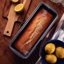 Carregar imagem no visualizador da galeria, Kit 12 Assadeiras Retangular Pão e Bolo 26cm Tramontina Brasil Alumínio Antiaderente Grafite
