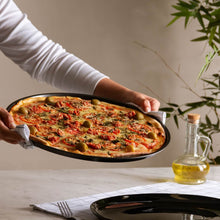 Carregar imagem no visualizador da galeria, Kit 24 Assadeiras Antiaderentes Formas de Pizza 36cm Lyor Carbono Calzone