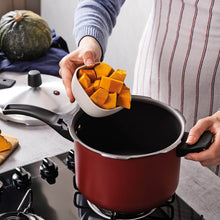 Carregar imagem no visualizador da galeria, Panela de Pressão Tramontina Antiaderente 4,5L Vermelha Vancouver Effect Starflon Max Cozinha Fogão