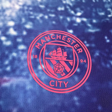 Carregar imagem no visualizador da galeria, Camisa Manchester City 25/26 Special Edition - Roxo