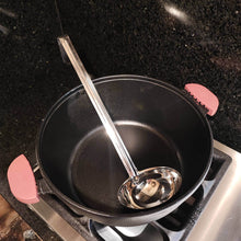 Carregar imagem no visualizador da galeria, Kit 3 Conchas de Aço Inox para Cozinha Industrial Restaurantes Feijão Molhos Sopa Grande Brinox
