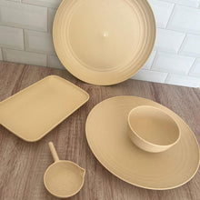 Carregar imagem no visualizador da galeria, Kit 50 Molheiras de Bambu com Cabo 50ml Shoyu Caldas para Restaurantes Hotéis Lancherias
