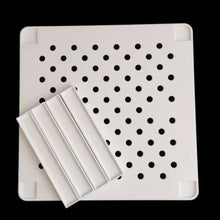 Carregar imagem no visualizador da galeria, Kit Porta Tampas de Panela Chumbo e Organizador de Armários Prateleira Empilhável Branco Plástico OU
