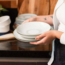 Carregar imagem no visualizador da galeria, Prato Fundo Tramontina Lineare em Porcelana Decorada 21cm Cozinha Servir Mesa Posta Sopa Caldos
