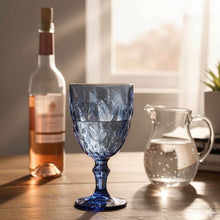 Carregar imagem no visualizador da galeria, Taça Diamond De Vidro Azul 350ml Água Sucos Refrigerantes Avulsa Cálice Copo
