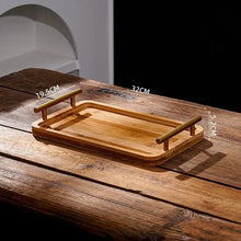 Carregar imagem no visualizador da galeria, Bandeja de Bambu com Alça Dourada Casa Splendida
