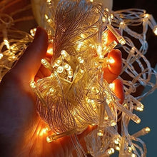 Carregar imagem no visualizador da galeria, Cordão Pisca LED Branco Quente 10 Metros Bivolt – Decoração Natal
