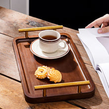 Carregar imagem no visualizador da galeria, Bandeja de Madeira Escura com Alça Dourada Casa Splendida
