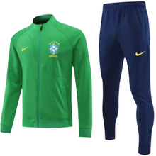 Carregar imagem no visualizador da galeria, Agasalho de Viagem Seleção Brasil - Masculino - Verde
