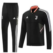 Carregar imagem no visualizador da galeria, Agasalho de Viagem Juventus - Masculino - Preto
