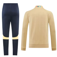 Carregar imagem no visualizador da galeria, Agasalho de Viagem Barcelona - Masculino - Beje
